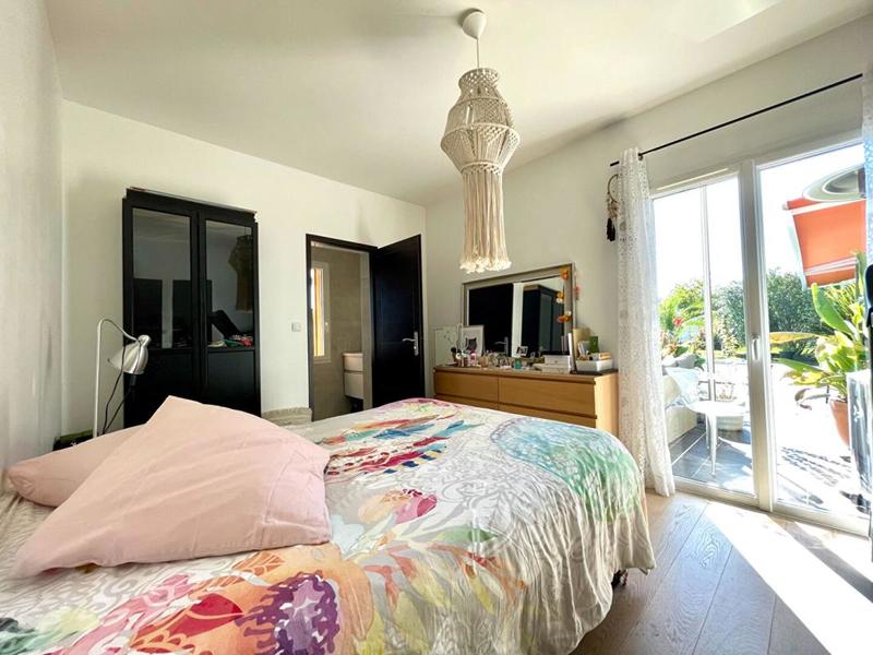 Maison - 252 m² - 5 pièces