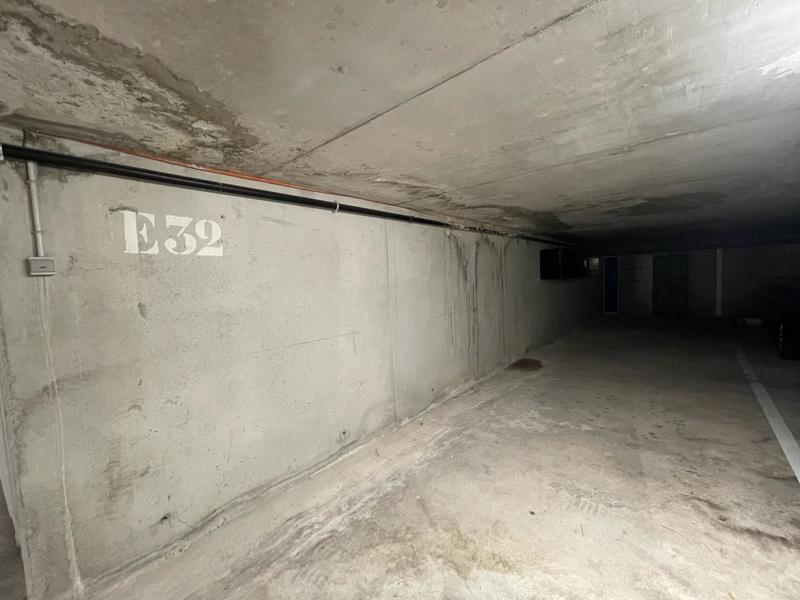 Parking - 33 m²