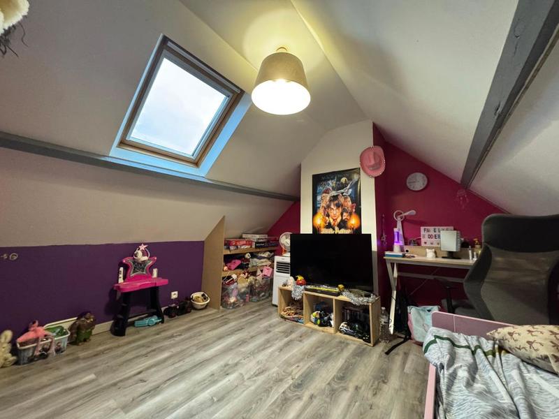 Maison - 177 m² - 2 pièces