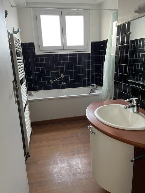 Appartement - 125 m² - 5 pièces