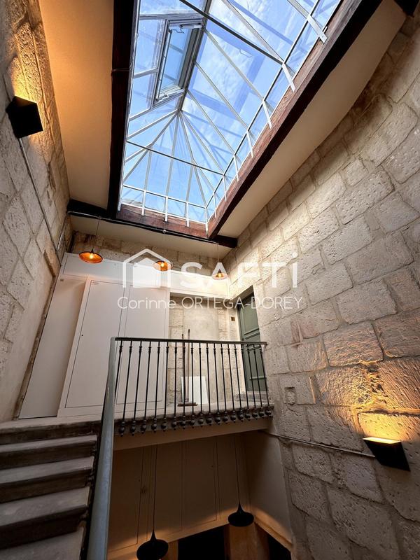 Appartement - 95 m² - 4 pièces