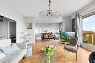 Appartement - 144 m² - 6 pièces