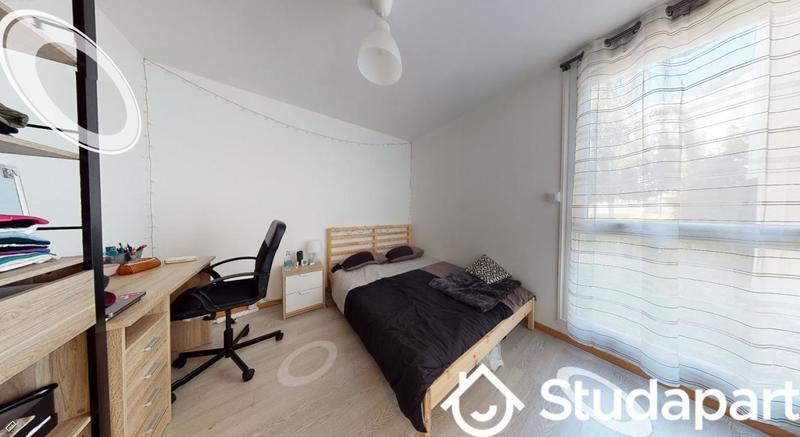 Chambre - 10 m² - 1 pièce