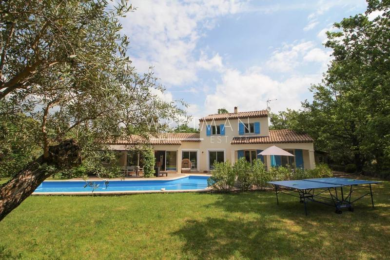 Villa - 198 m² - 7 pièces