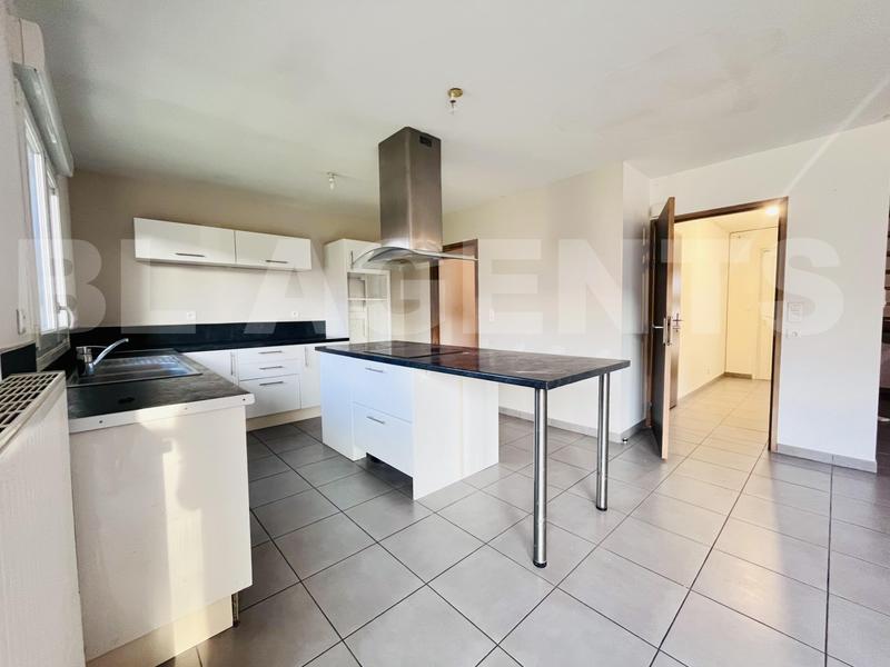 Maison - 100 m² - 5 pièces