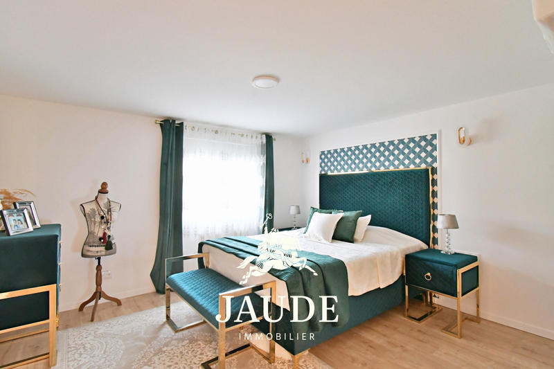 Maison - 135 m² - 6 pièces