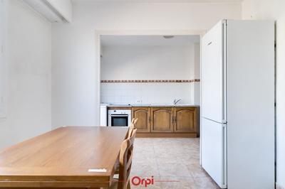 Appartement - 84 m² - 4 pièces