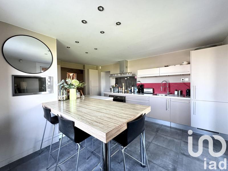 Maison de campagne - 255 m² - 6 pièces