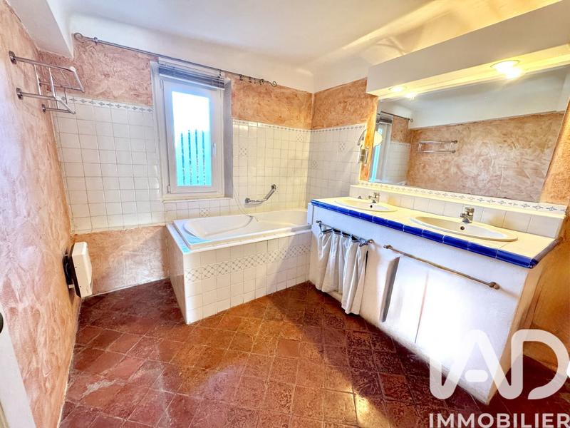 Maison de ville - 137 m² - 5 pièces