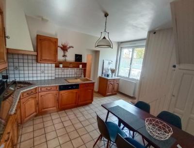 Maison - 92 m² - 5 pièces