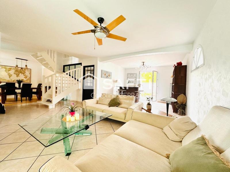 Maison - 195 m² - 7 pièces