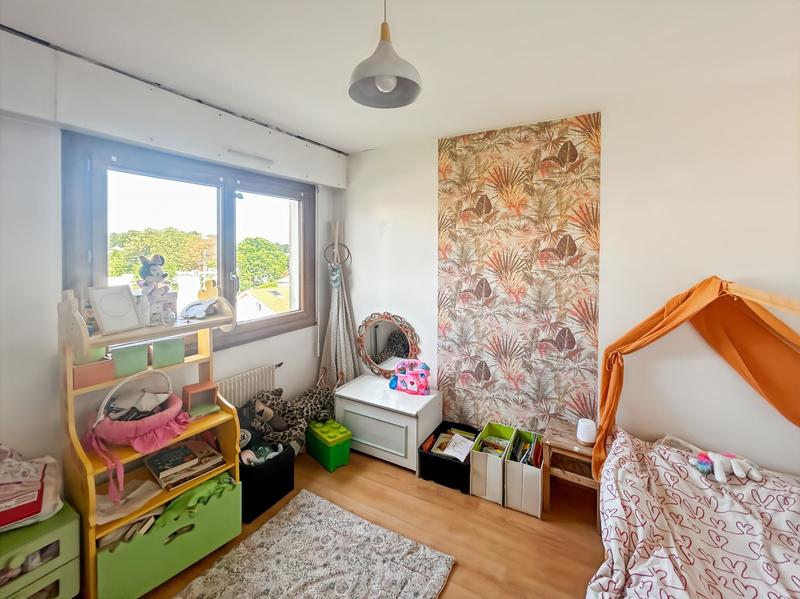 Appartement - 84 m² - 4 pièces