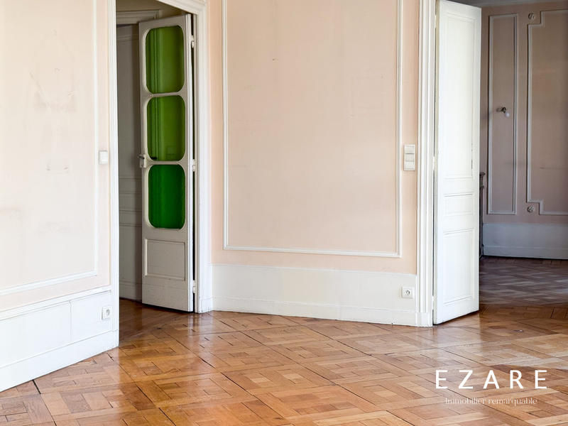 Appartement - 173 m² - 7 pièces