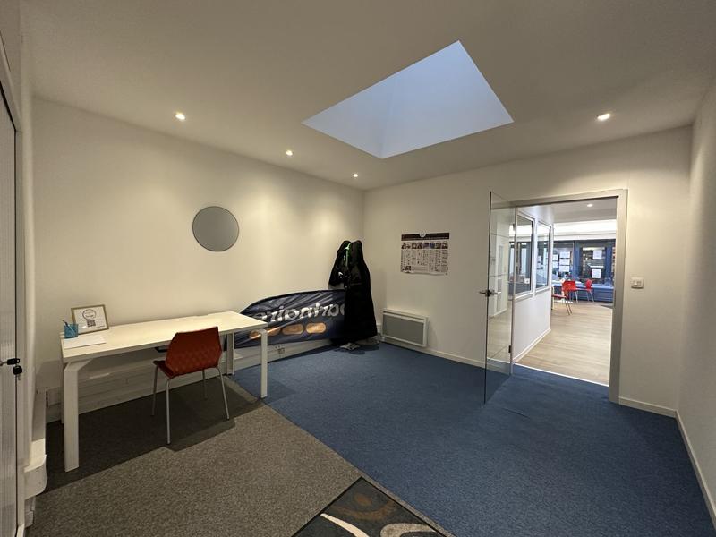 Bureau - 160 m²