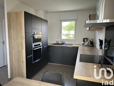 Maison - 99 m² - 4 pièces