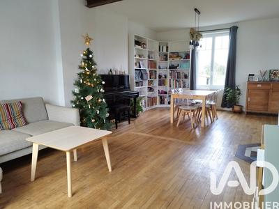 Maison - 105 m² - 4 pièces