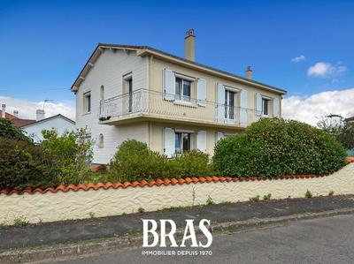 Maison - 149 m² - 7 pièces