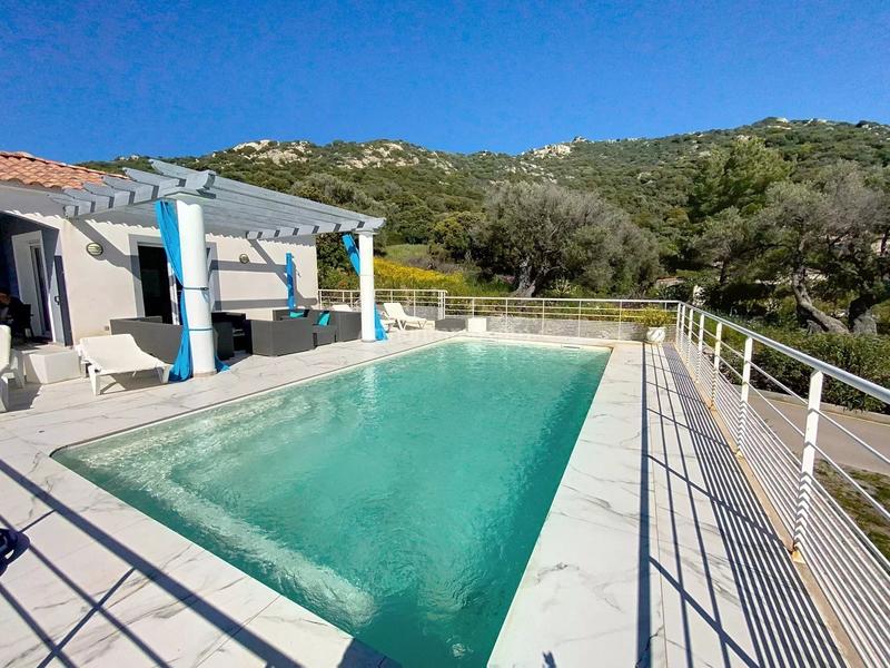 Maison - 185 m² - 6 pièces