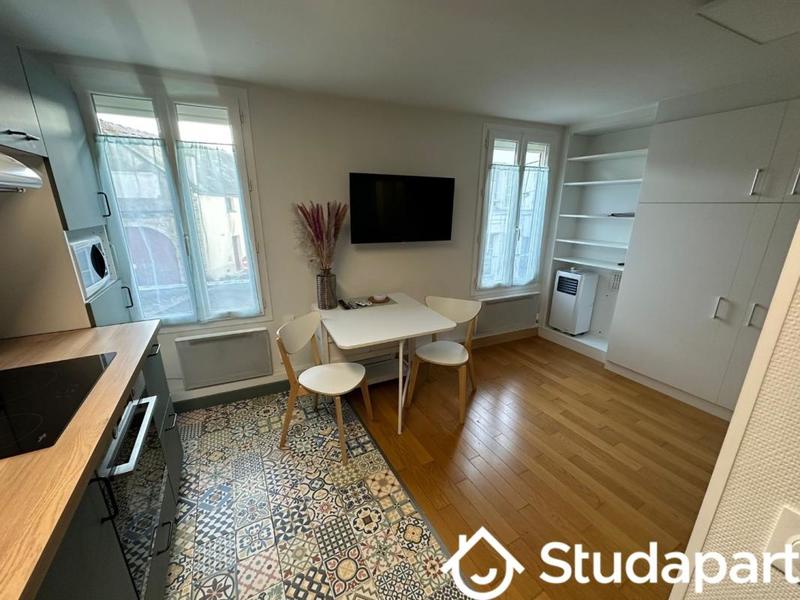 Chambre - 21 m² - 1 pièce