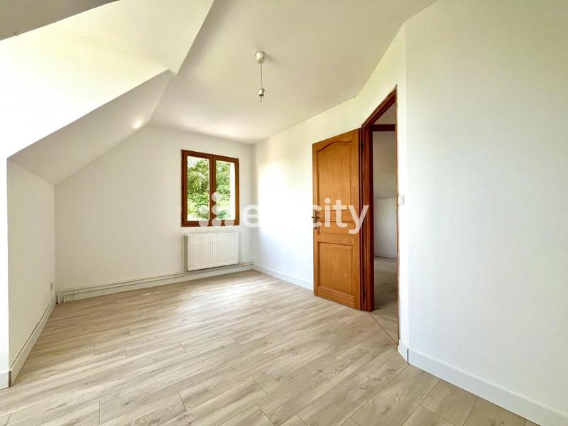 Maison - 140 m² - 7 pièces