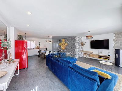 Maison - 91 m² - 5 pièces