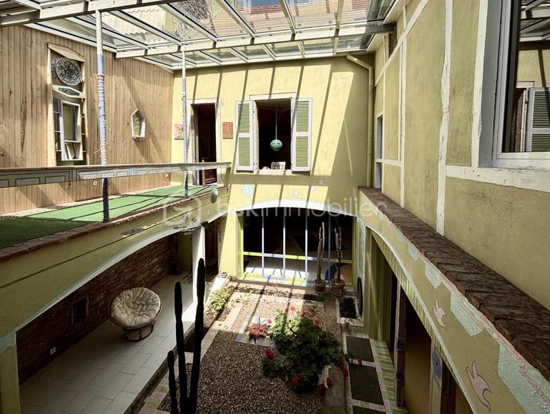 Immeuble - 390 m² - 10 pièces