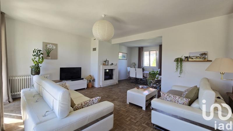 Maison - 137 m² - 6 pièces