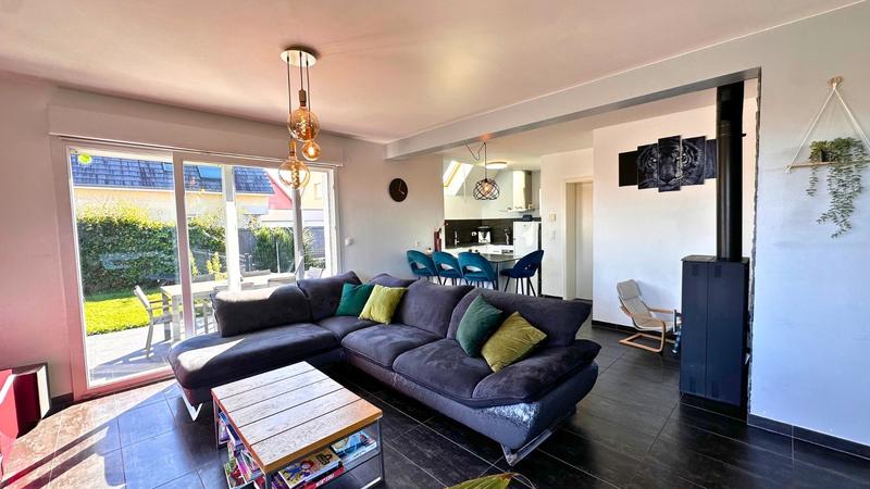 Maison - 90 m² - 6 pièces