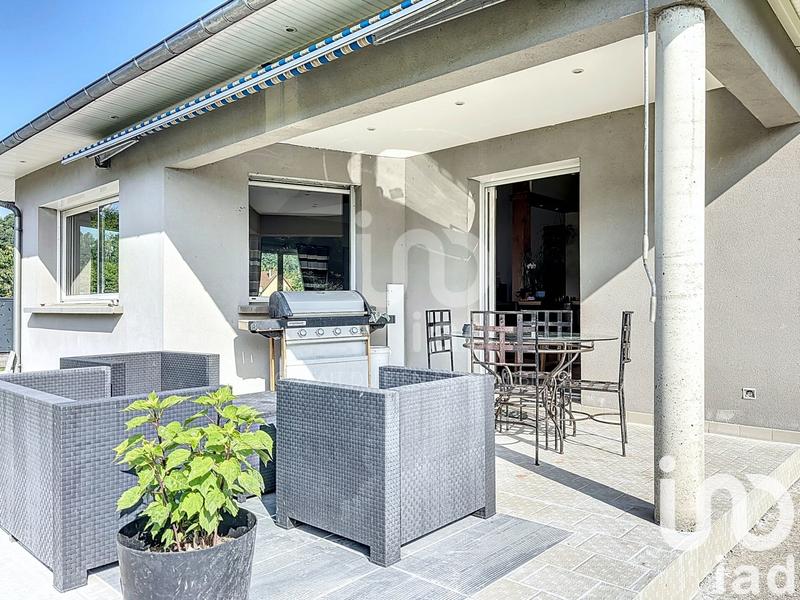 Maison - 189 m² - 8 pièces