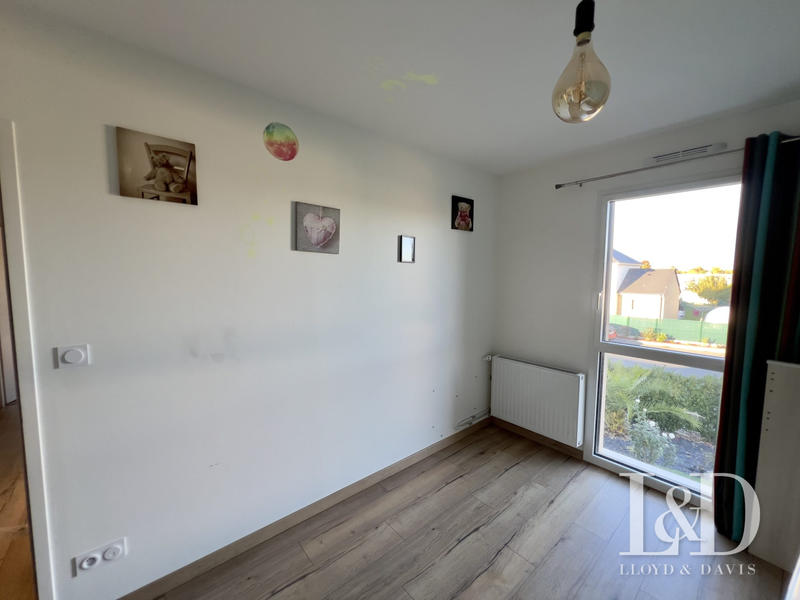 Maison contemporaine - 130 m² - 10 pièces