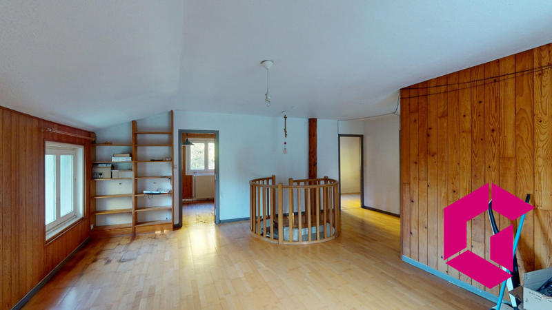 Maison traditionnelle - 205 m² - 6 pièces