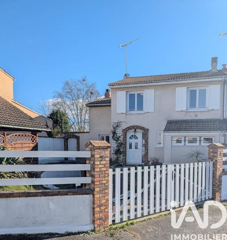 Maison - 140 m² - 6 pièces