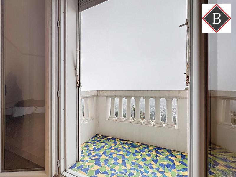 Appartement - 65 m² - 2 pièces