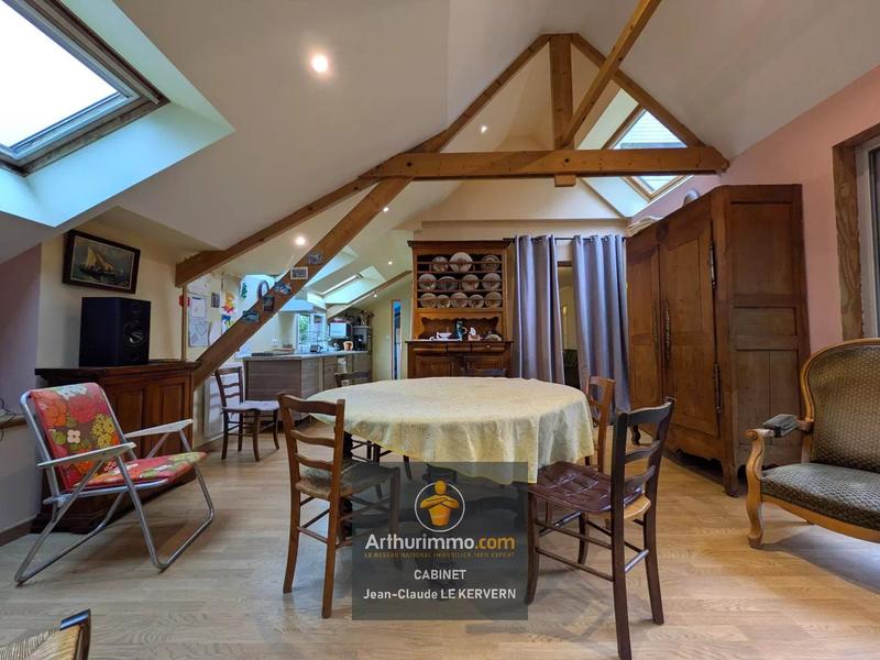 Maison - 168 m² - 9 pièces