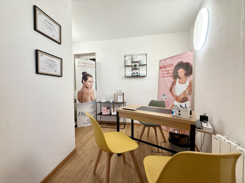 Fonds de commerce - Magasins - 60 m²