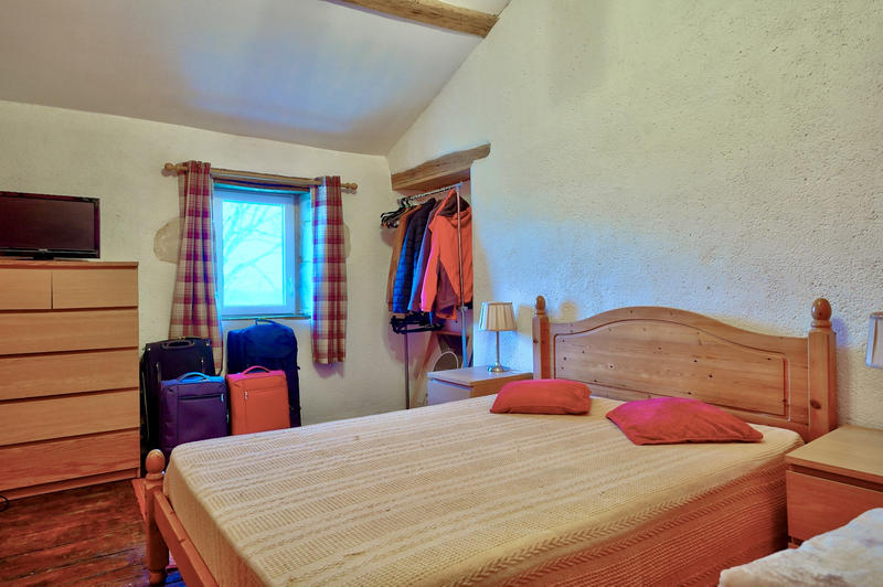 Maison - 234 m² - 7 pièces