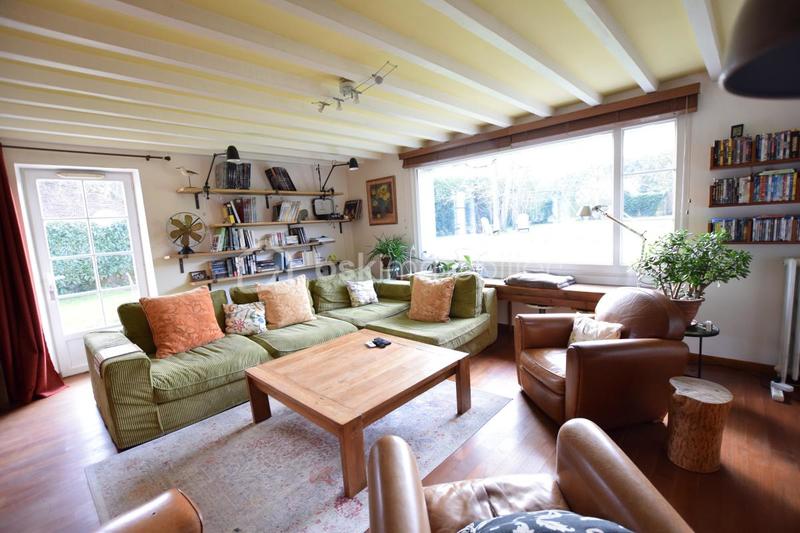 Maison - 210 m² - 7 pièces