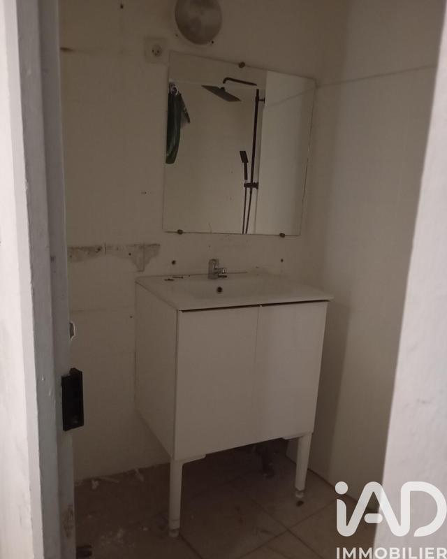 Maison - 300 m² - 11 pièces