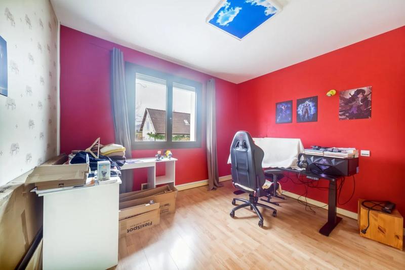 Demeure - 157 m² - 8 pièces