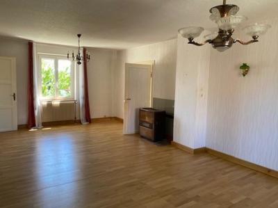 Maison - 82 m² - 5 pièces