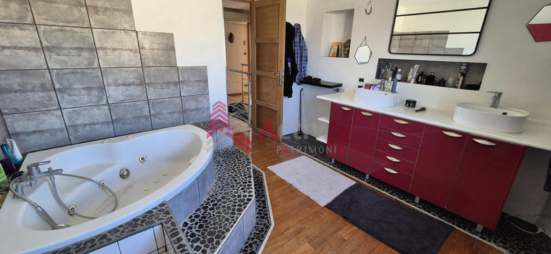 Villa - 120 m² - 4 pièces