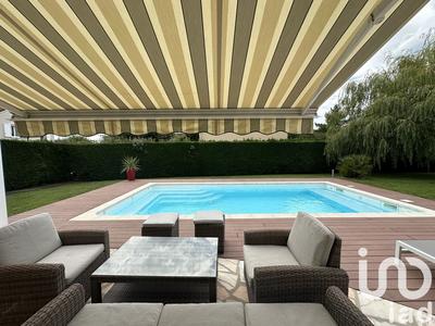 Maison - 147 m² - 8 pièces