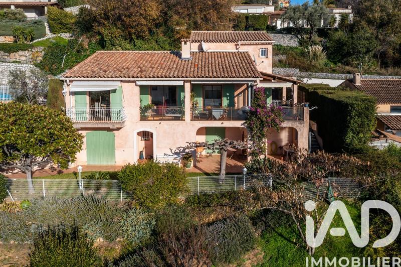 Maison - 172 m² - 7 pièces