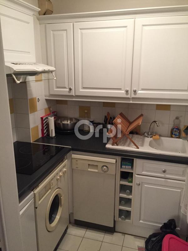 Studio - 30 m² - 1 pièce