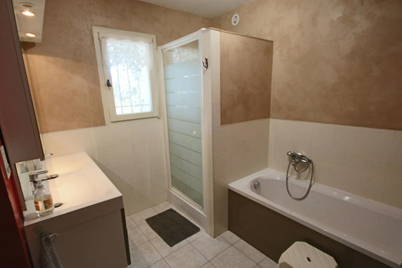 Maison - 170 m² - 5 pièces