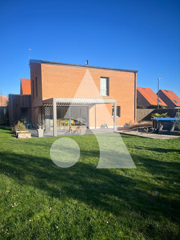 Maison - 132 m² - 7 pièces