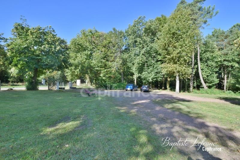 Propriété - 380 m² - 15 pièces