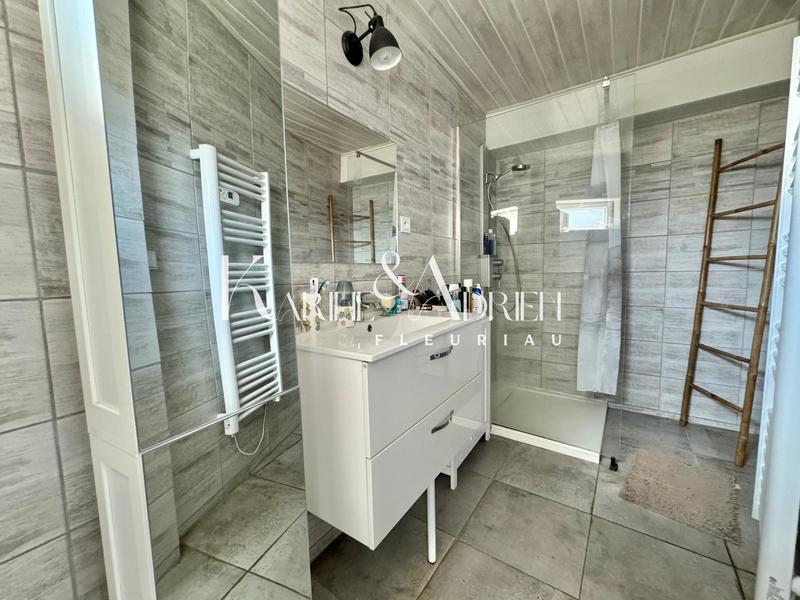 Maison - 177 m² - 7 pièces