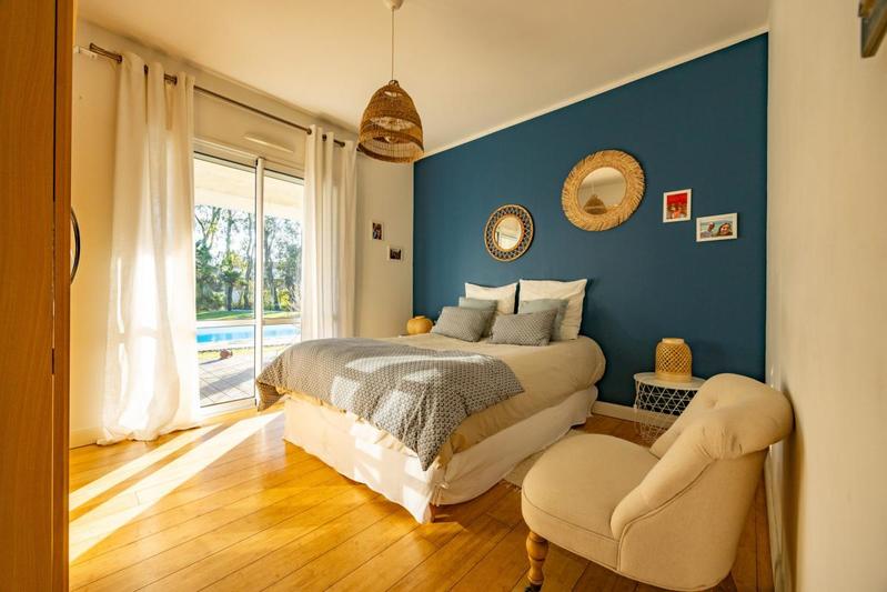 Maison - 245 m² - 7 pièces