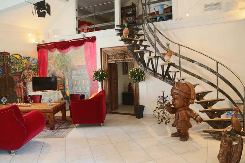 Appartement - 230 m² - 3 pièces